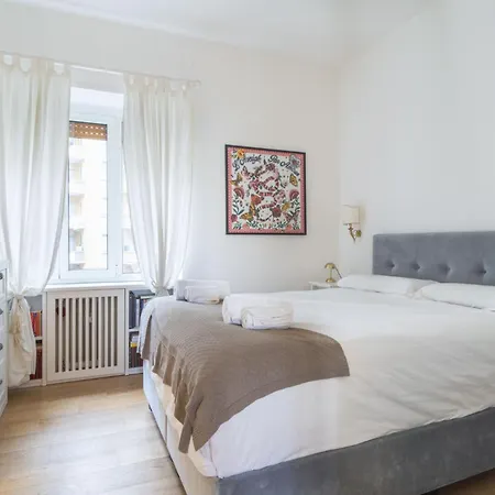 Easylife - Colore E Design In Repubblica 밀라노